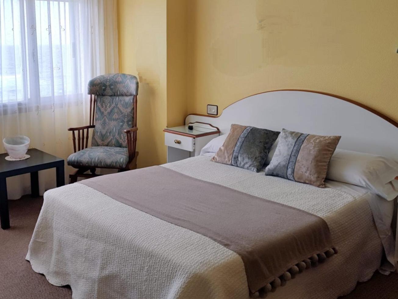 Hostal J.B Malpica Exterior foto